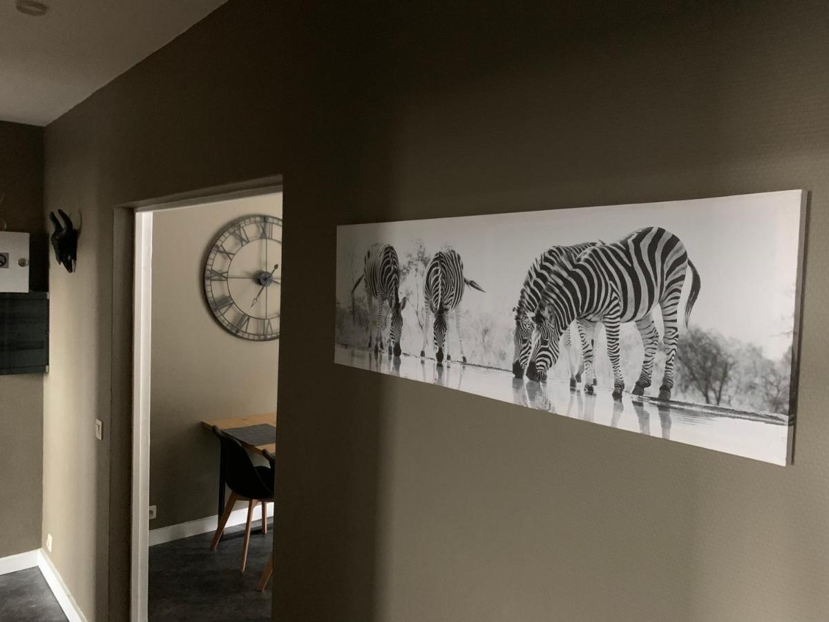 Appartement Tout Confort Dans Une Residence Calme Givet Exteriör bild